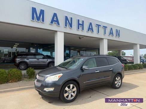Used 2009 Chevrolet Traverse LTZ AWD/4WD image 1