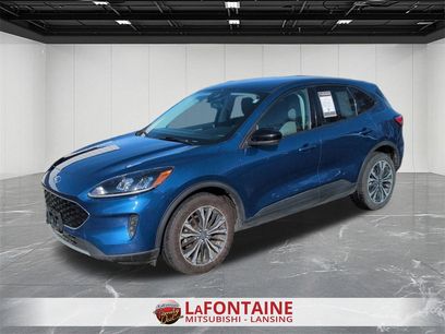 Used 2022 Ford Escape SE w/ SE Sport Appearance Package