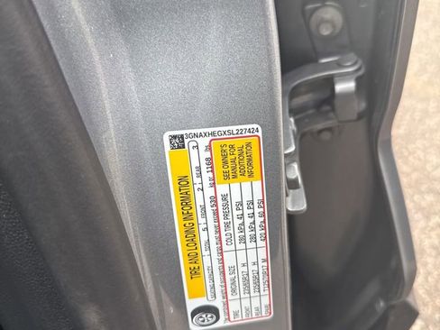 Used 2025 Chevrolet Equinox LT image 15