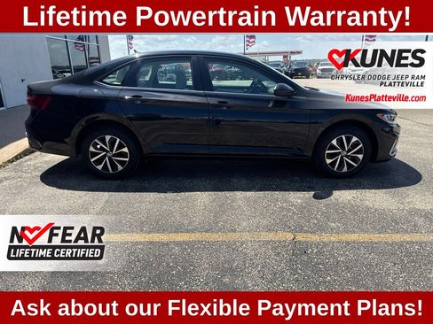 Used 2025 Volkswagen Jetta S FWD image 11