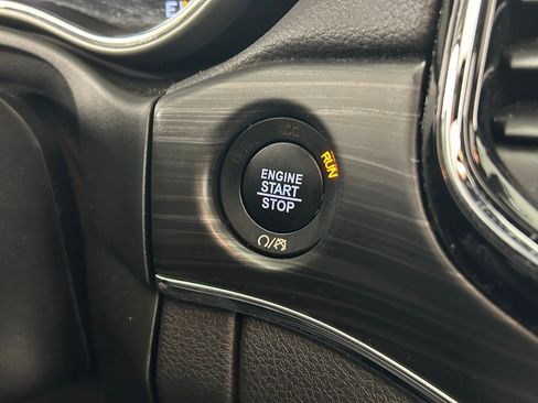 Used 2020 Jeep Grand Cherokee Limited w/ Luxury Group II image 15