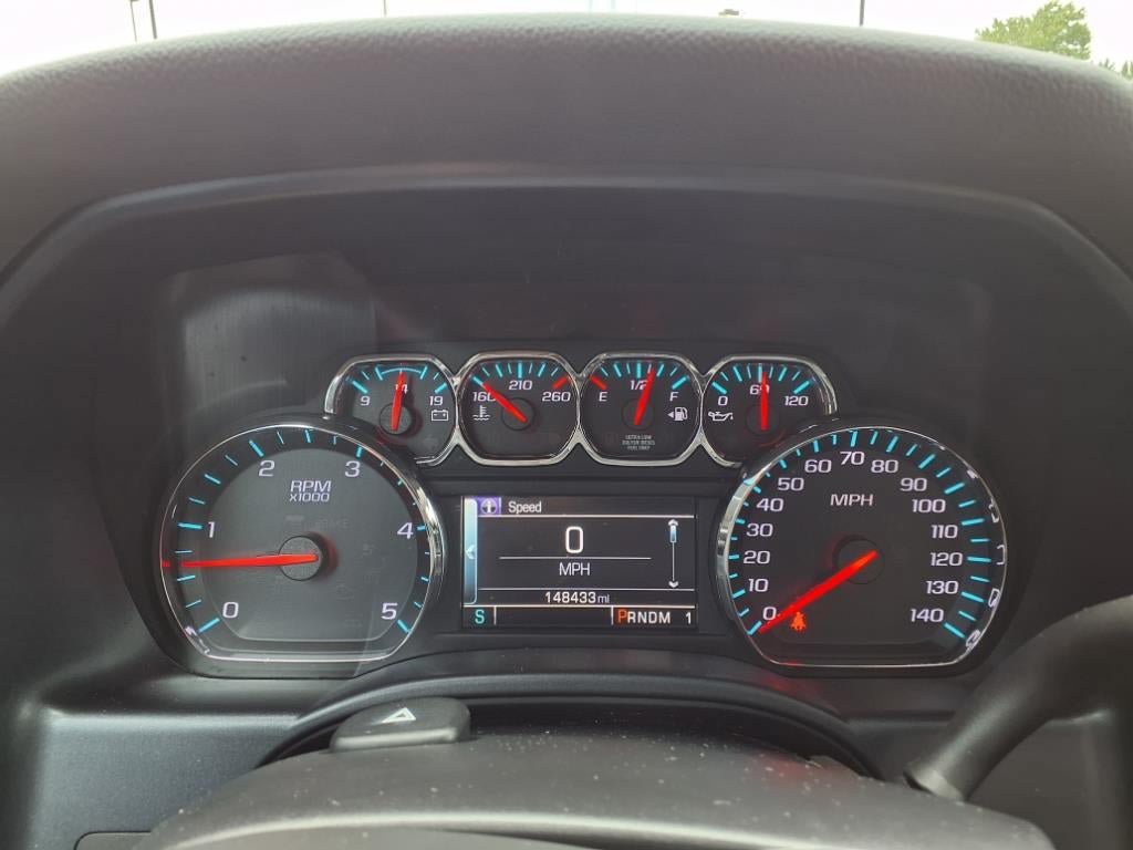 Used 2015 Chevrolet Silverado 2500 LT w/ LT Convenience Package AWD/4WD image 16