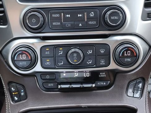 Used 2017 Chevrolet Suburban Premier AWD/4WD image 16