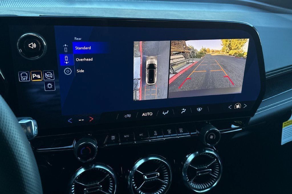 New 2026 Chevrolet Blazer EV LT w/ Midnight/Sport Edition FWD image 20