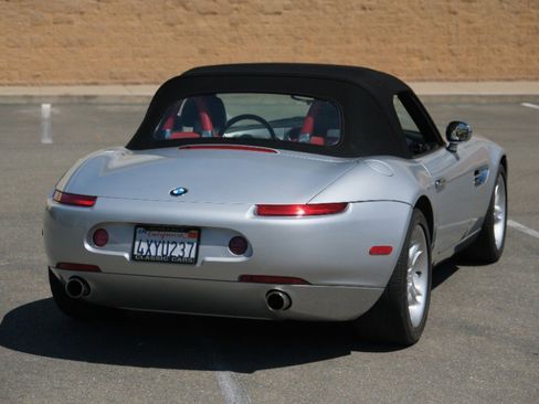 Used 2002 BMW Z8 image 6