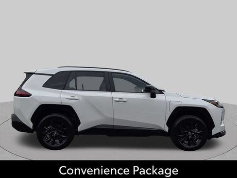 Used 2026 Toyota RAV4 SE w/ Weather Package AWD/4WD image 4