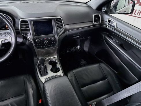 Used 2018 Jeep Grand Cherokee Limited AWD/4WD image 27