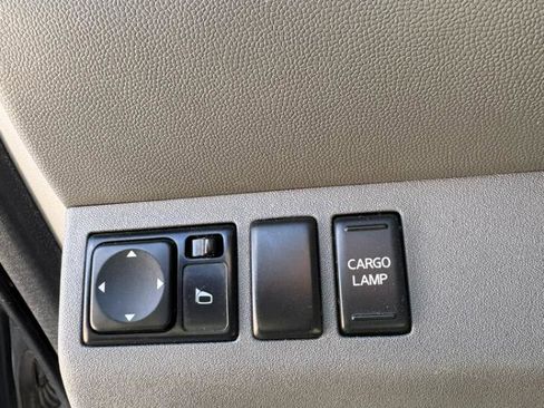 Used 2016 Nissan Frontier SV image 13