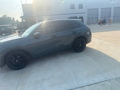 Used 2023 Honda HR-V Sport image 18