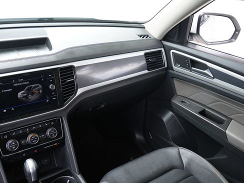 Certified 2023 Volkswagen Atlas SEL Premium AWD/4WD image 27