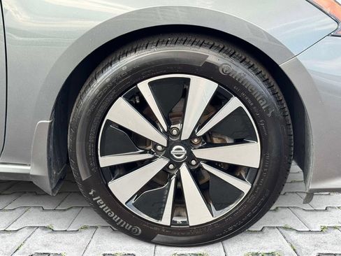 Used 2020 Nissan Altima 2.5 SV FWD image 8