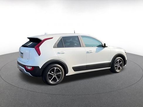 Used 2026 Kia Niro LX FWD image 15