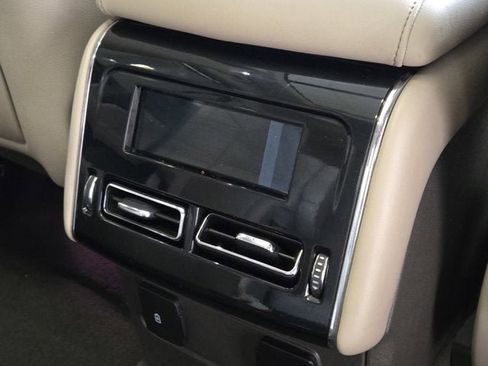 Used 2020 Lincoln Aviator Reserve w/ Equipment Group 202A image 9