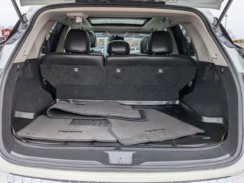 Used 2017 Nissan Murano SV w/ Premium Plus Package image 20