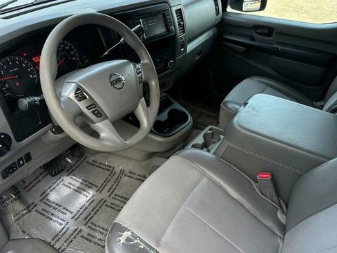 Used 2015 Nissan NV 3500 SV w/ Technology Package image 10
