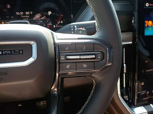 Used 2026 GMC Yukon Denali Ultimate AWD/4WD image 21