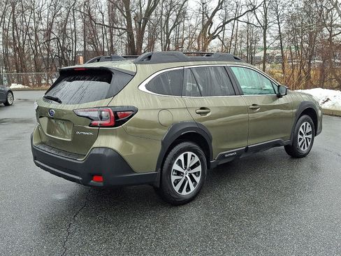 Certified 2025 Subaru Outback Premium image 7