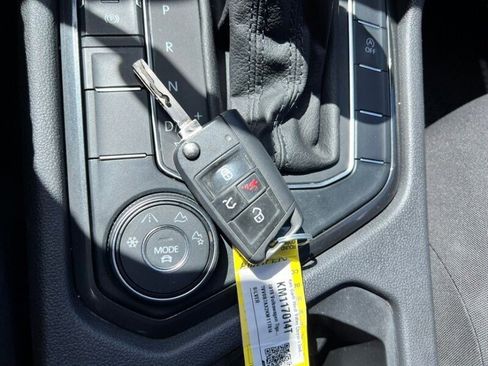 Used 2019 Volkswagen Tiguan S w/ Driver Assistance Package image 38