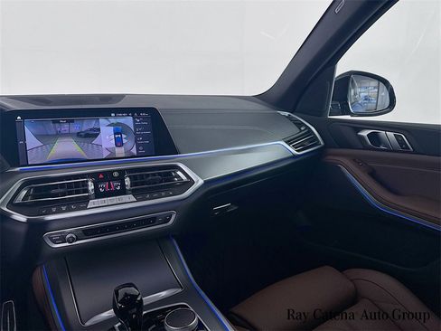 Used 2023 BMW X5 xDrive40i w/ M Sport Package image 24