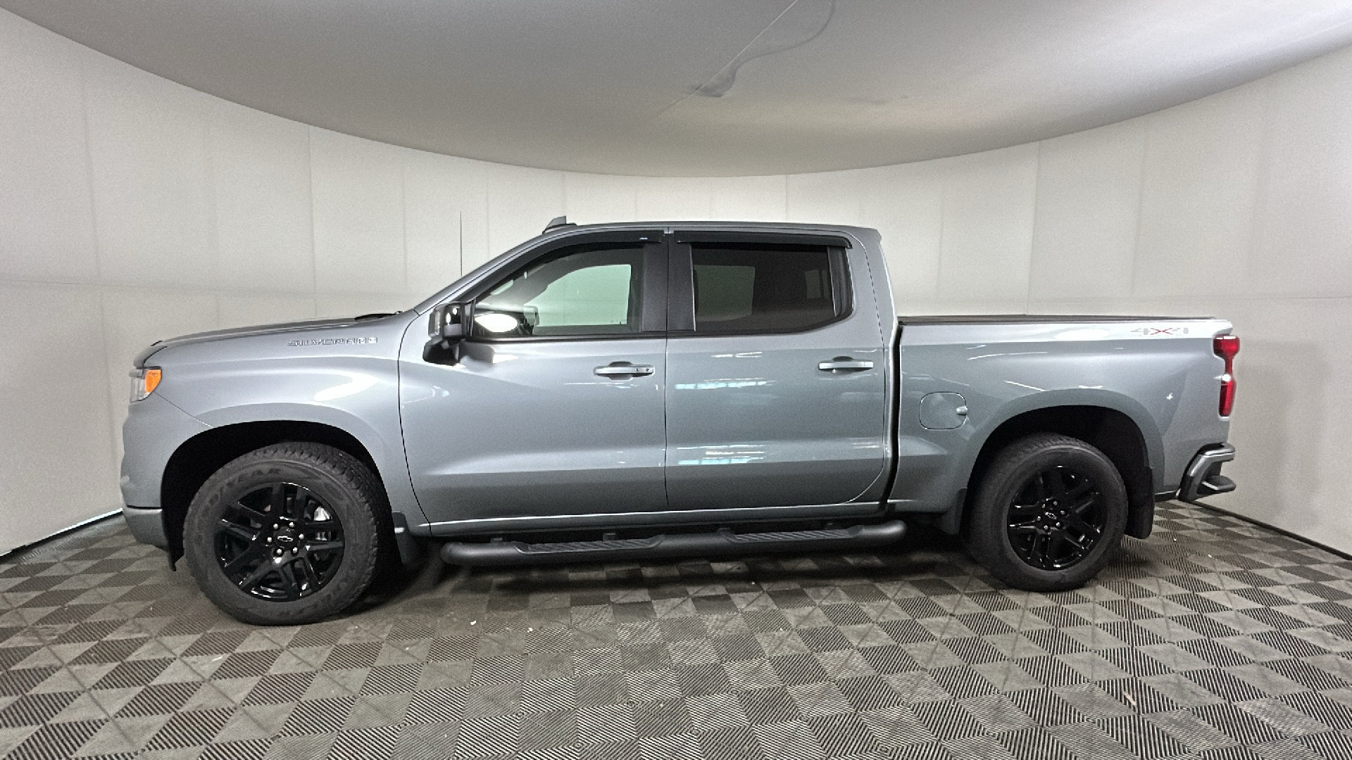 Used 2024 Chevrolet Silverado 1500 RST w/ Convenience Package II AWD/4WD image 7