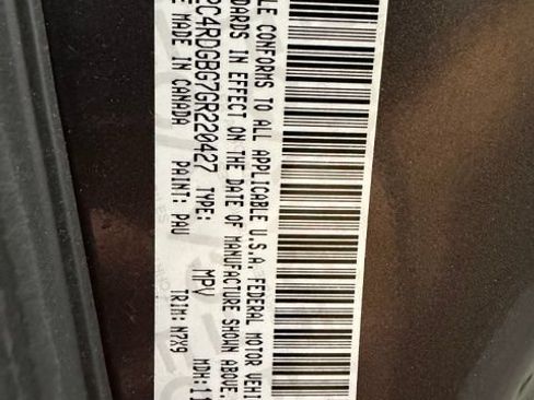 Used 2016 Dodge Grand Caravan SE FWD image 26