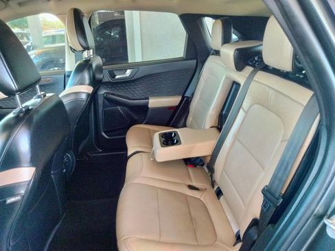 Used 2020 Ford Escape Titanium w/ Titanium Premium Package 2.0 image 10