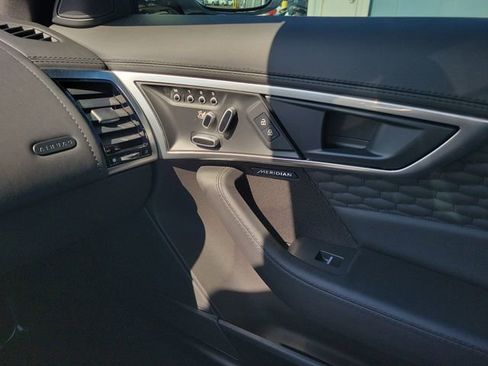 Used 2024 Jaguar F-TYPE R-Dynamic image 25