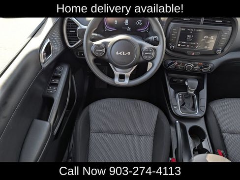 Used 2025 Kia Soul LX w/ LX Technology Package FWD image 13