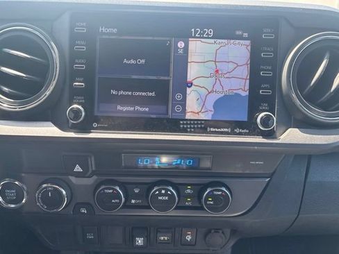 Used 2023 Toyota Tacoma TRD Sport AWD/4WD image 10