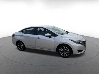 Used 2025 Nissan Versa SV FWD video 2