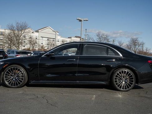 Used 2022 Mercedes-Benz S 500 S 500 image 4