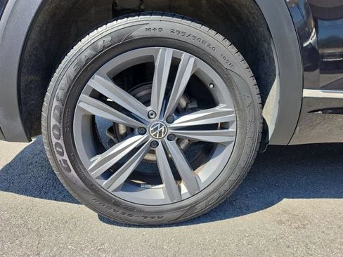 Used 2021 Volkswagen Atlas SE w/ Towing Package AWD/4WD image 12
