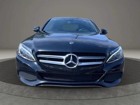 Used 2018 Mercedes-Benz C 300 4MATIC Sedan image 8