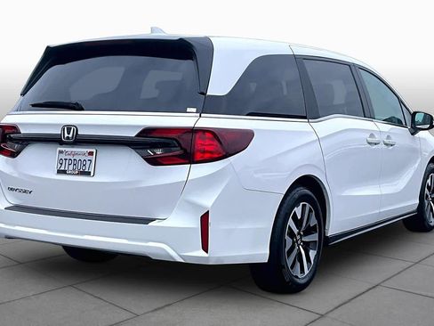 Used 2025 Honda Odyssey EX-L image 12