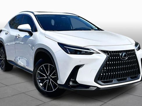 Used 2024 Lexus NX 250 Premium w/ Cold Area Package image 4