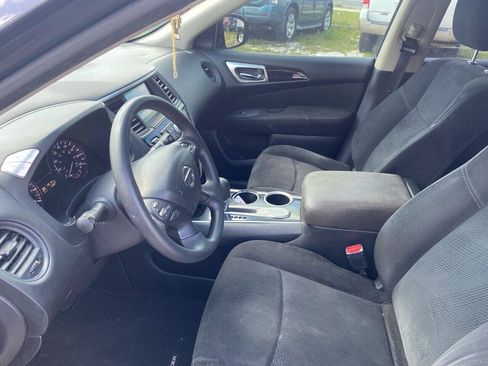 Used 2014 Nissan Pathfinder S FWD image 9