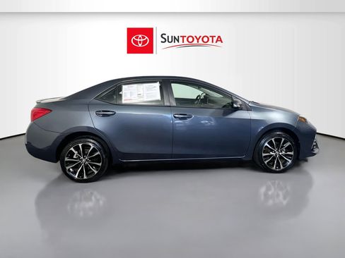 Used 2019 Toyota Corolla SE image 2