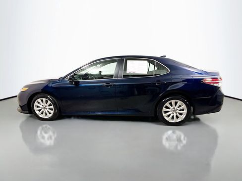 Certified 2020 Toyota Camry LE image 4