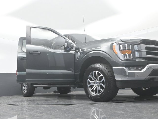 Certified 2021 Ford F150 Lariat w/ Trailer Tow Package AWD/4WD image 31