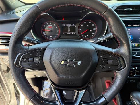 Used 2021 Chevrolet TrailBlazer RS w/ Convenience Package image 20