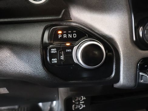 Used 2023 RAM 2500 Tradesman w/ Chrome Appearance Group AWD/4WD image 7