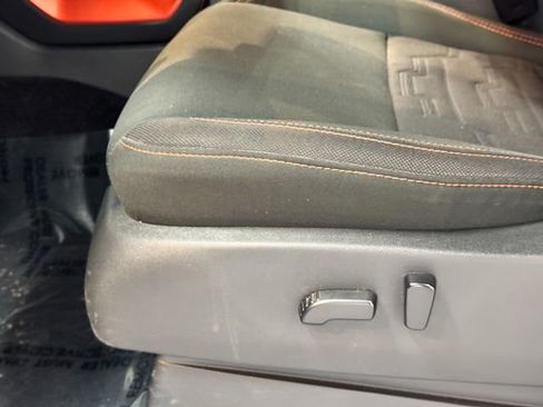 Used 2023 Nissan Frontier PRO-4X w/ Technology Package image 22