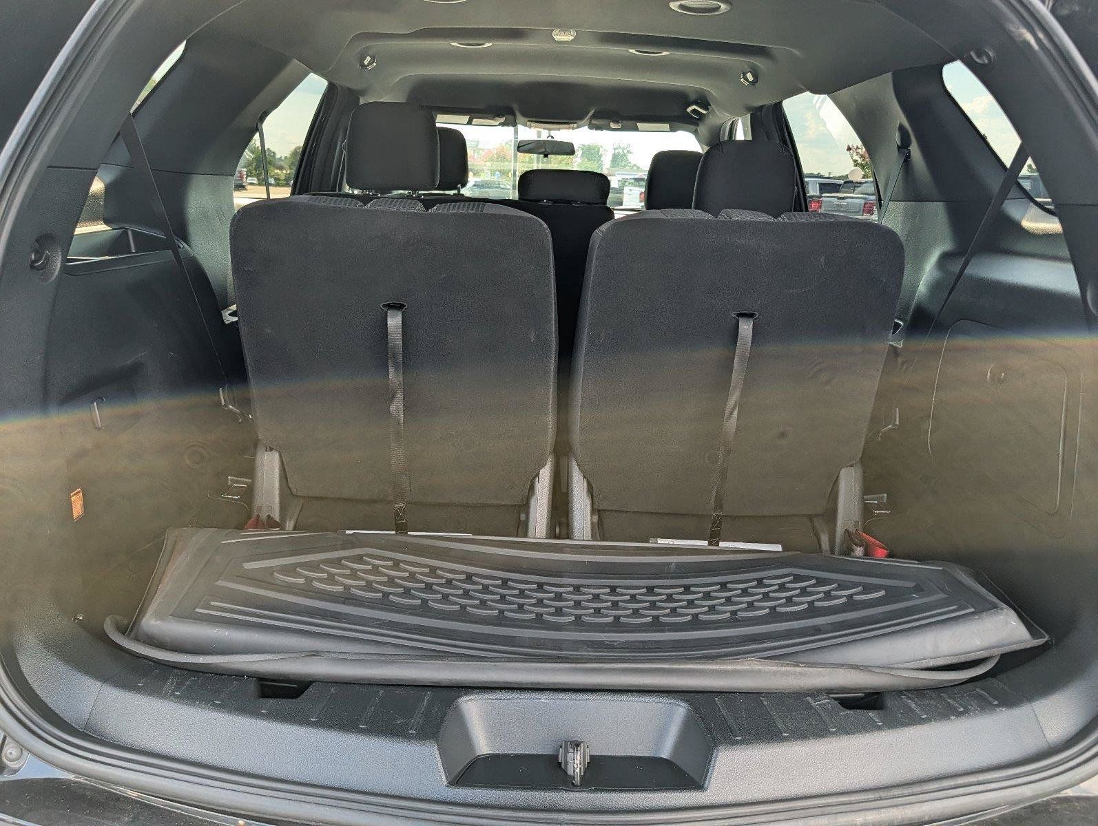 Used 2018 Ford Explorer XLT FWD image 32