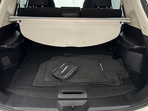 Certified 2020 Nissan Rogue SV w/ Sun & Sound Touring Package AWD/4WD image 13