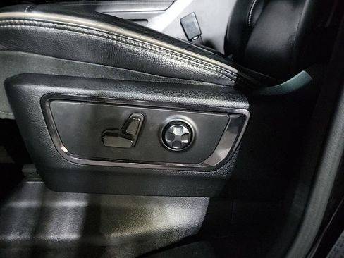 Used 2022 RAM 1500 Limited image 13