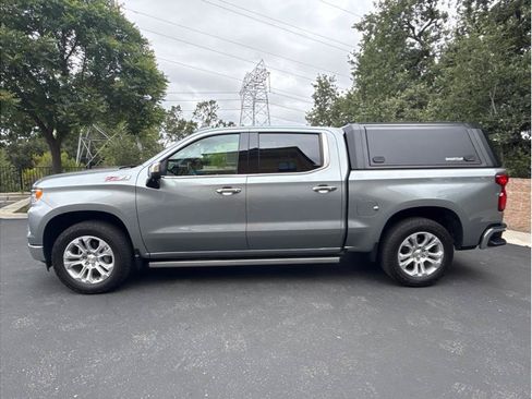 Used 2024 Chevrolet Silverado 1500 LTZ w/ Technology Package AWD/4WD image 3