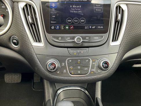 Used 2023 Chevrolet Malibu LT image 15