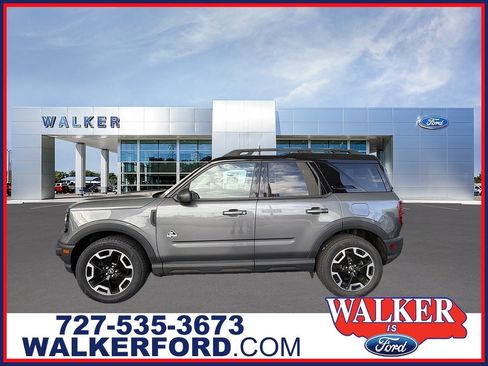 Certified 2022 Ford Bronco Sport Outer Banks w/ Tech Package AWD/4WD image 1