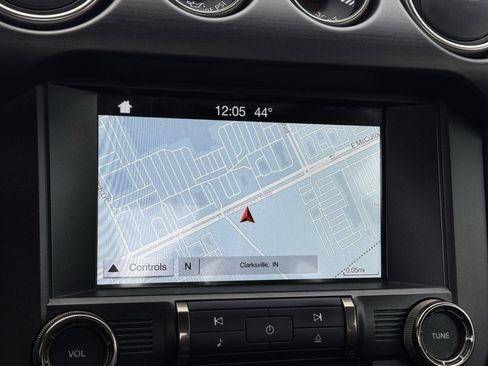 Used 2017 Ford Mustang Shelby GT350 w/ Electronics Package image 9