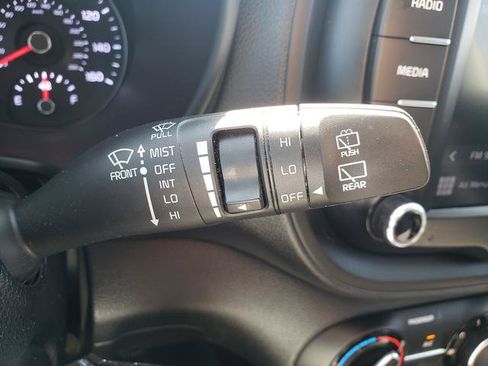 Certified 2022 Kia Soul LX FWD image 27